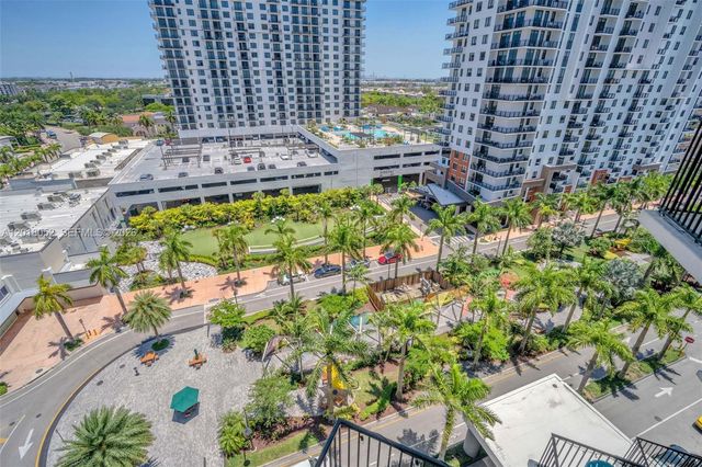 5252 NW 85th Ave 911, Doral, FL 33166