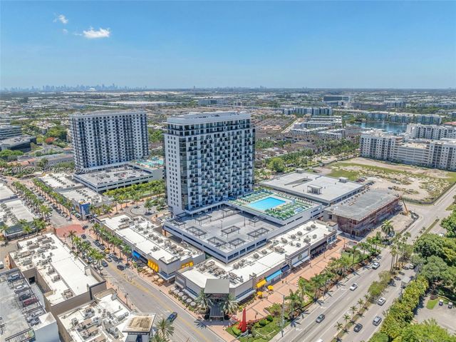 5252 NW 85th Ave 911, Doral, FL 33166