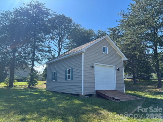 173 Alpine Circle, Statesville, NC 28625