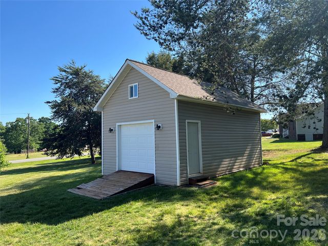 173 Alpine Circle, Statesville, NC 28625