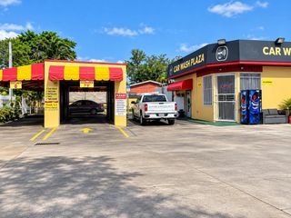 11700 NW 7th Avenue, Miami, FL 33168
