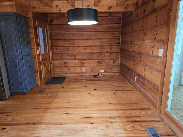 144 Cougar Lane, Blue Ridge, GA 30513