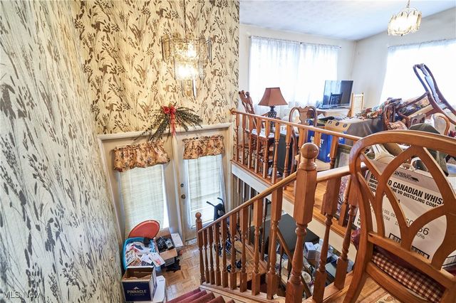 1730 Ledgewood Boulevard NE, Massillon, OH 44646