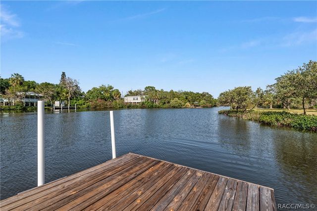 1326 S Estuary Drive, Crystal River, FL 34429