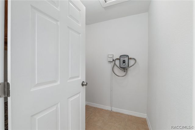 1326 S Estuary Drive, Crystal River, FL 34429