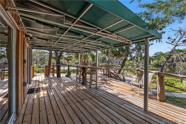 1326 S Estuary Drive, Crystal River, FL 34429