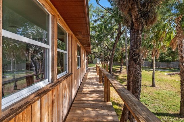 1326 S Estuary Drive, Crystal River, FL 34429