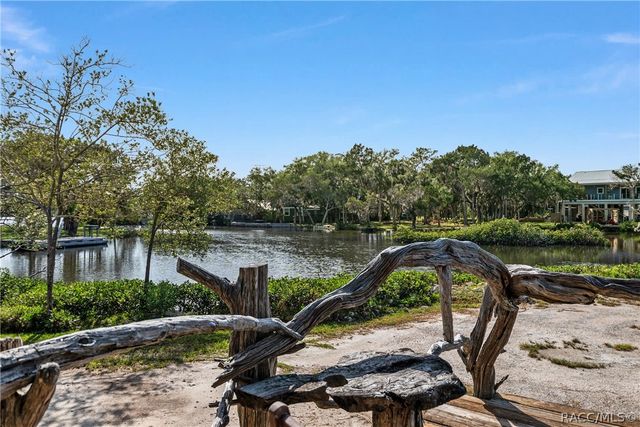 1326 S Estuary Drive, Crystal River, FL 34429