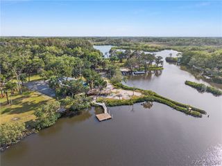 1326 S Estuary Drive, Crystal River, FL 34429