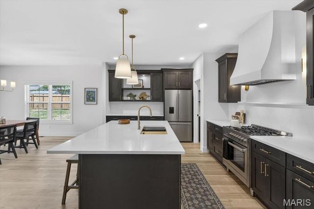 633 Norton Avenue, St Louis, MO 63122