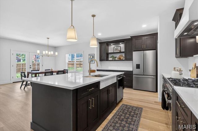 633 Norton Avenue, St Louis, MO 63122