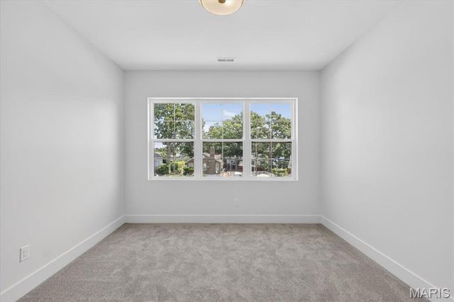 633 Norton Avenue, St Louis, MO 63122