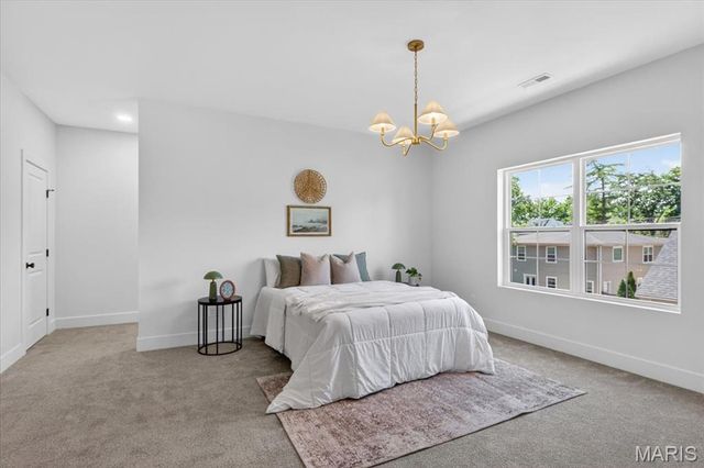 633 Norton Avenue, St Louis, MO 63122