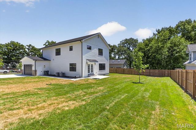 633 Norton Avenue, St Louis, MO 63122