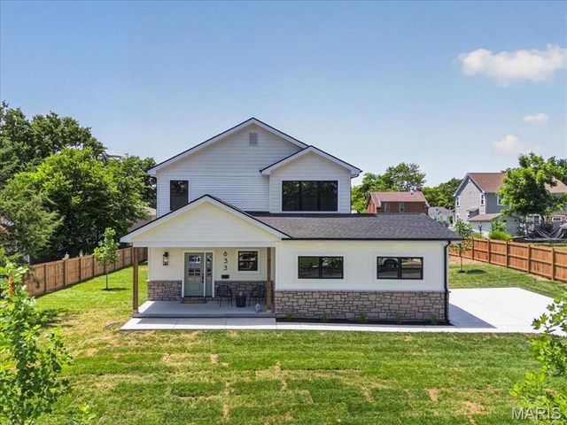 633 Norton Avenue, St Louis, MO 63122