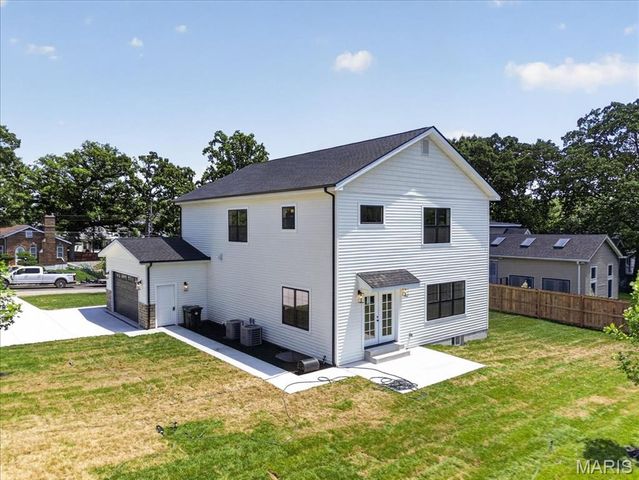 633 Norton Avenue, St Louis, MO 63122