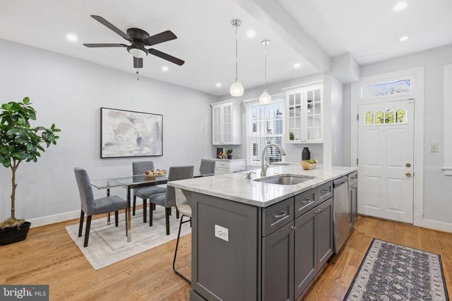 1020 10TH ST NE, Washington, DC 20002