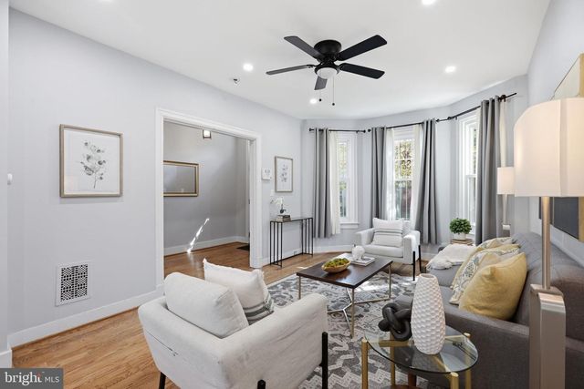 1020 10TH ST NE, Washington, DC 20002