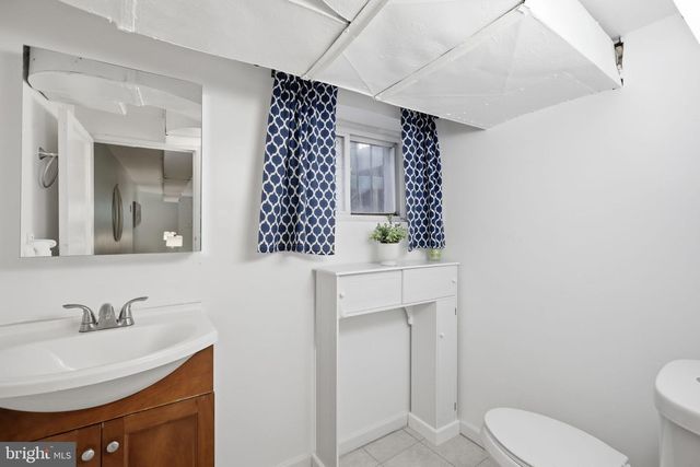 1020 10TH ST NE, Washington, DC 20002