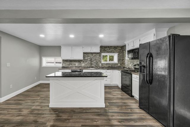 4355 Jackson Pike, Grove City, OH 43123