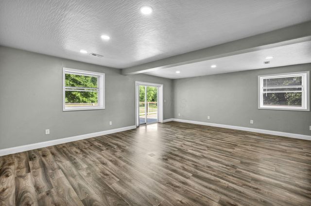 4355 Jackson Pike, Grove City, OH 43123