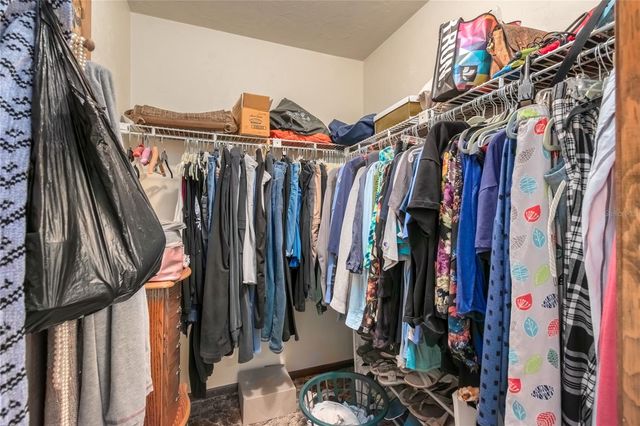 2560 NE 46 LANE, Ocala, FL 34479