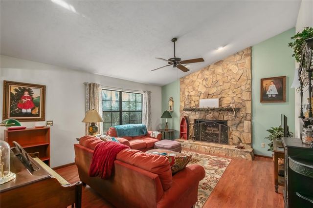 2560 NE 46 LANE, Ocala, FL 34479