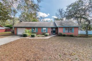 2560 NE 46 LANE, Ocala, FL 34479