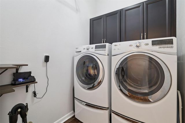 2400 ARTIST POINT COURT, Apopka, FL 32703