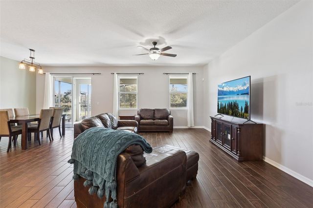 2400 ARTIST POINT COURT, Apopka, FL 32703