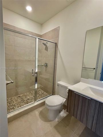 7825 NW 104th Ave 33, Doral, FL 33178