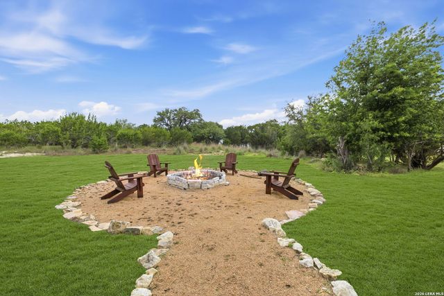 1108 LONG HOLLOW DR, Canyon Lake, TX 78133