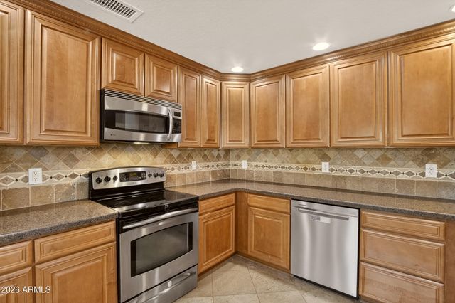 21320 N 56TH Street 2125, Phoenix, AZ 85054