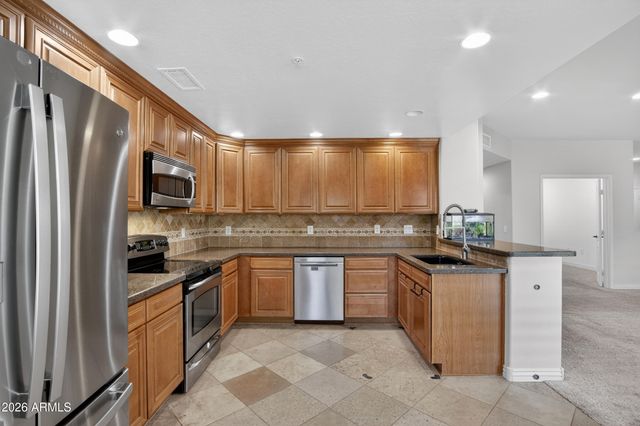 21320 N 56TH Street 2125, Phoenix, AZ 85054