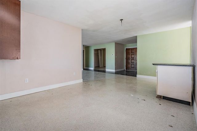 1854 DOLPHIN BOULEVARD S, St Petersburg, FL 33707