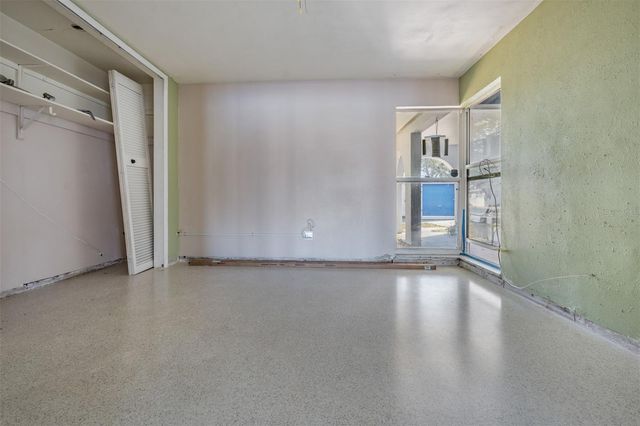 1854 DOLPHIN BOULEVARD S, St Petersburg, FL 33707