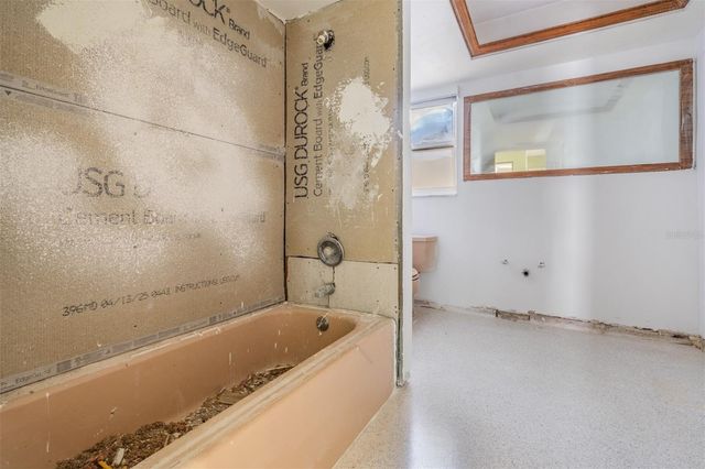 1854 DOLPHIN BOULEVARD S, St Petersburg, FL 33707