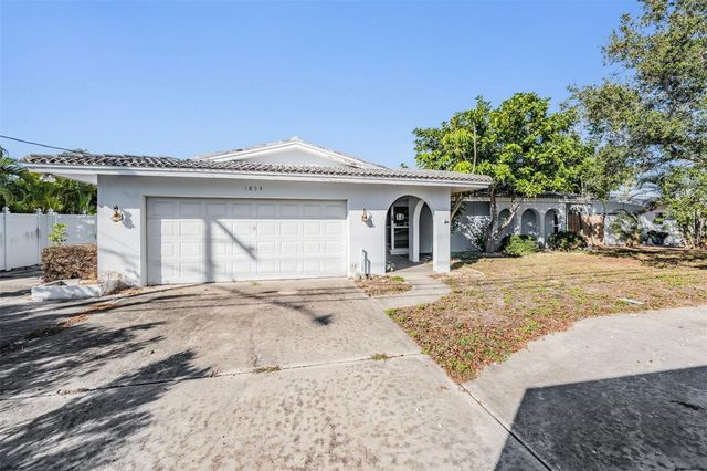 1854 DOLPHIN BOULEVARD S, St Petersburg, FL 33707