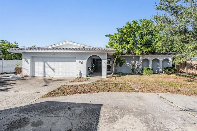 1854 DOLPHIN BOULEVARD S, St Petersburg, FL 33707