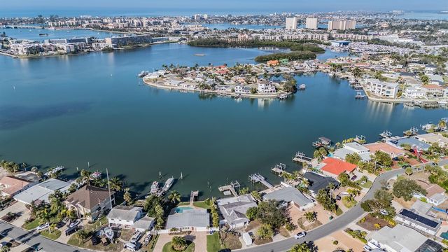 1854 DOLPHIN BOULEVARD S, St Petersburg, FL 33707