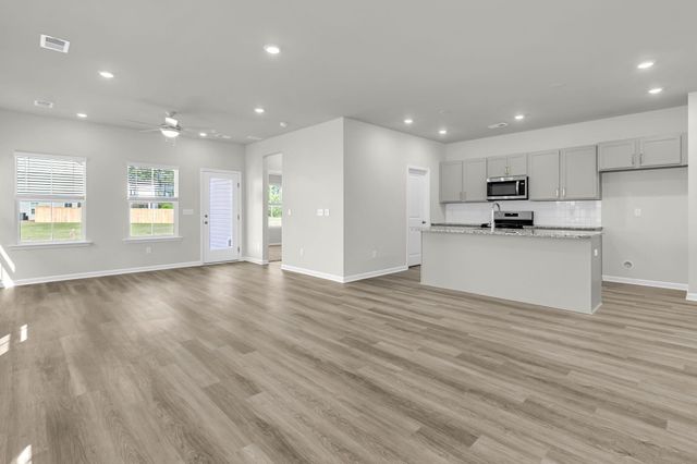 216 Hungerford Drive, Summerville, SC 29486