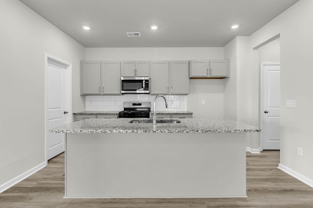 216 Hungerford Drive, Summerville, SC 29486