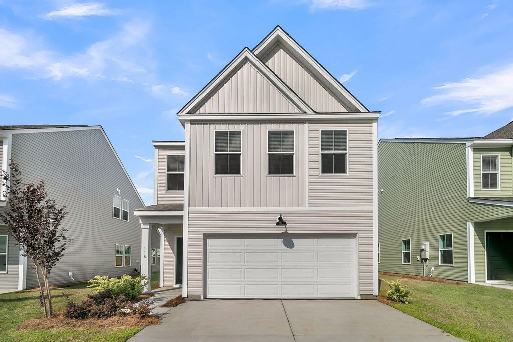 216 Hungerford Drive, Summerville, SC 29486