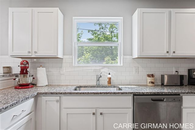 13772 Deer Creek Drive, South Haven, MI 49090