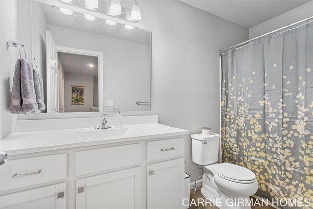 13772 Deer Creek Drive, South Haven, MI 49090