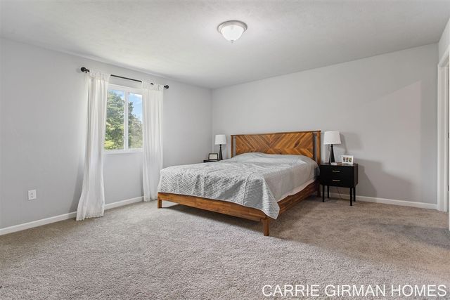 13772 Deer Creek Drive, South Haven, MI 49090