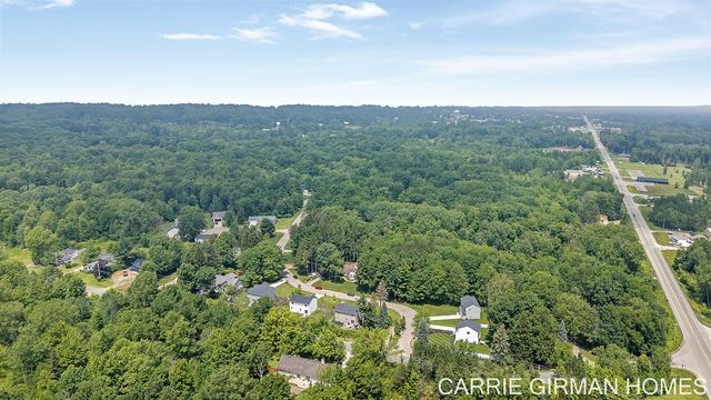 13772 Deer Creek Drive, South Haven, MI 49090