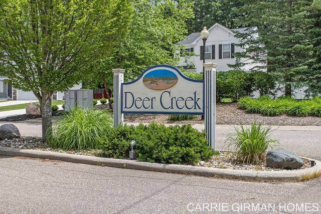 13772 Deer Creek Drive, South Haven, MI 49090