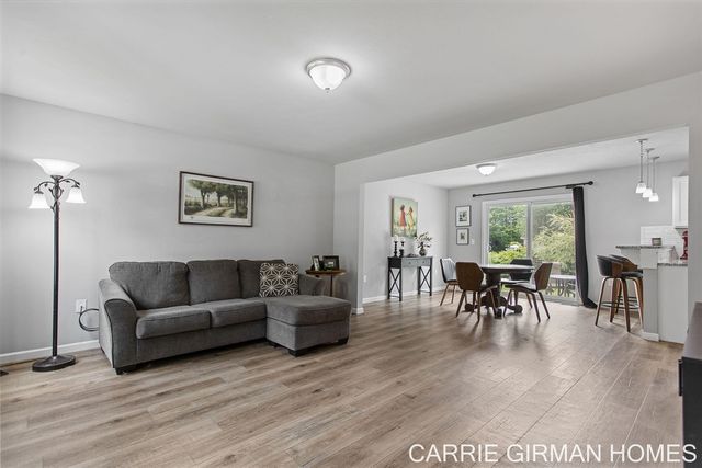 13772 Deer Creek Drive, South Haven, MI 49090