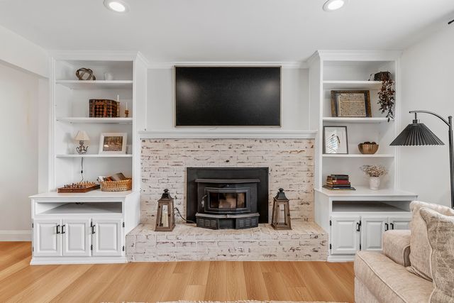 2012 E Shady Glen Drive, Springfield, MO 65804